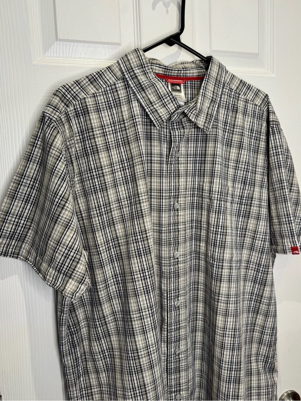 The North Face Men's XXL Short Sleeve Button Down Grey Blue Plaid Gorpcore